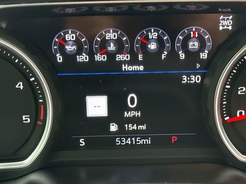 Used 2020 Chevrolet Silverado 2500 LTZ w/ LTZ Premium Package image 11