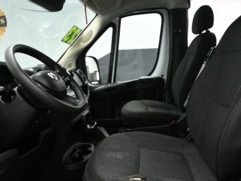 Used 2023 RAM ProMaster 2500 FWD image 18