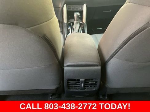 Used 2024 Toyota Corolla Cross LE image 14