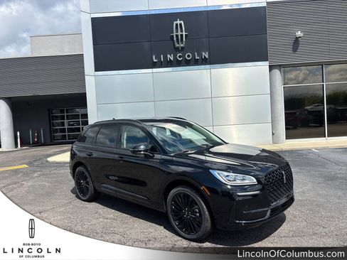 New 2026 Lincoln Corsair Grand Touring AWD/4WD image 1