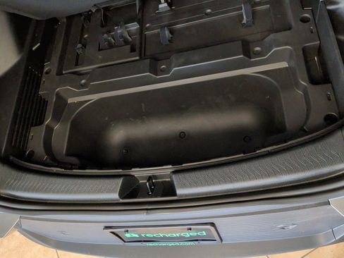 Used 2026 Chevrolet Equinox EV LT FWD image 7