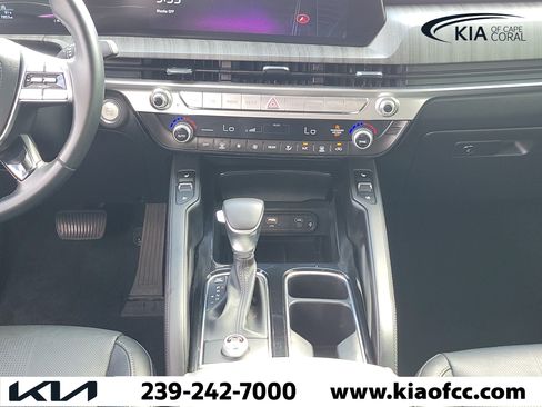 Certified 2024 Kia Telluride EX w/ EX Captain's Chair Package FWD image 20