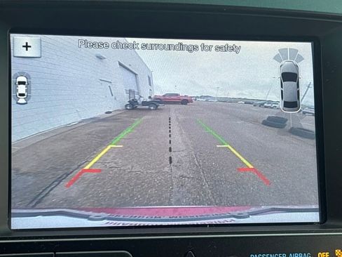 Used 2017 Ford Explorer Limited image 11