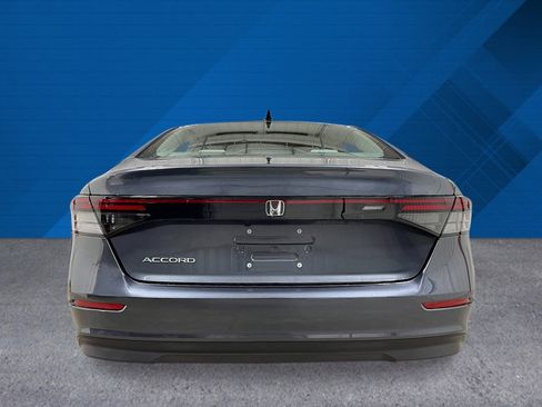 New 2025 Honda Accord SE image 5
