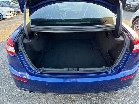 Used 2017 Maserati Ghibli S image 8