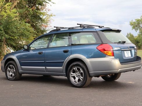 Used 2007 Subaru Outback 2.5i image 7