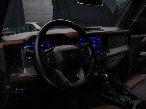 Used 2023 Ford Bronco Outer Banks image 26