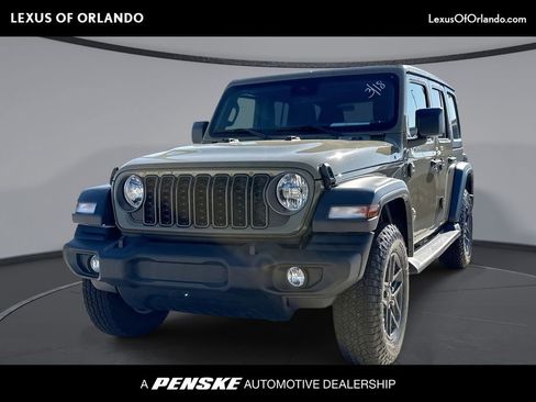 Used 2025 Jeep Wrangler Sport S image 1