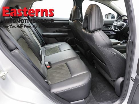 Used 2023 Nissan Ariya FWD image 21