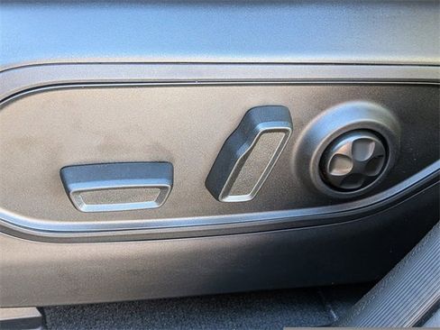 New 2025 Jeep Grand Cherokee Limited w/ Black Appearance Package image 20