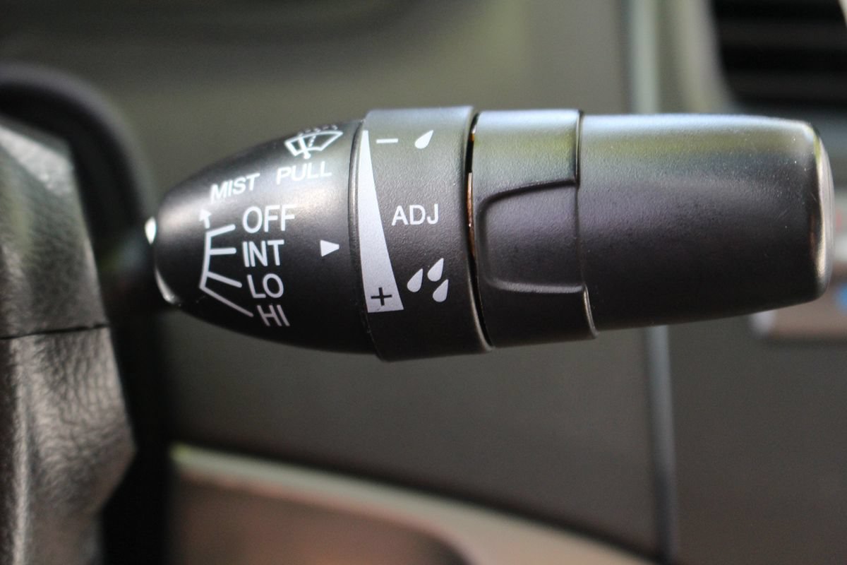 Used 2010 Honda Accord EX-L image 25