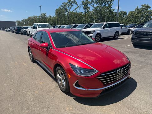 Used 2021 Hyundai Sonata SE w/ Cargo Package FWD image 4