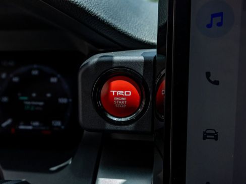 Used 2025 Toyota 4Runner TRD Sport Premium w/ Tow Technology Package AWD/4WD image 23