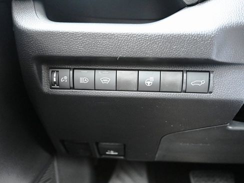 New 2025 Toyota RAV4 XLE image 29