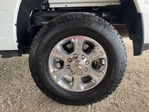 Used 2024 RAM 2500 Big Horn AWD/4WD image 45