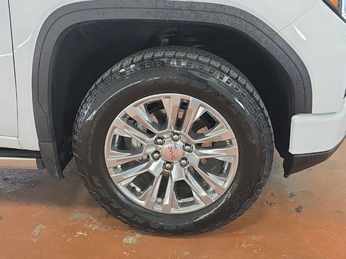 Used 2022 GMC Sierra 1500 Denali w/ Denali Carbonpro Edition image 8