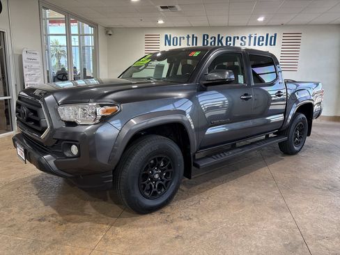 Certified 2021 Toyota Tacoma SR5 RWD image 1