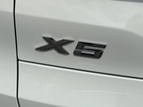 Used 2019 BMW X5 xDrive40i w/ Convenience Package AWD/4WD image 9
