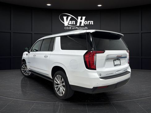 Used 2023 GMC Yukon XL Denali AWD/4WD image 5