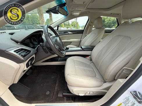 Used 2017 Lincoln MKZ Reserve w/ Technology Package AWD/4WD image 11