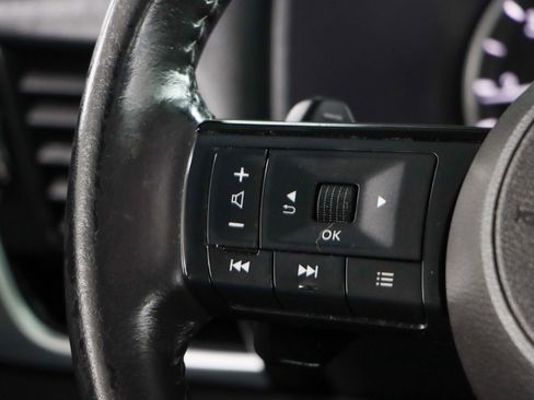 Used 2022 Nissan Rogue SL w/ SL Premium Package image 13