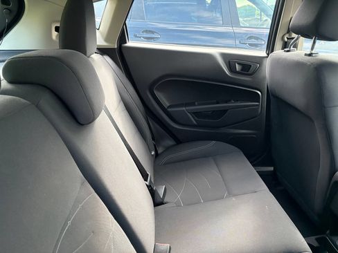 Used 2019 Ford Fiesta SE FWD image 10