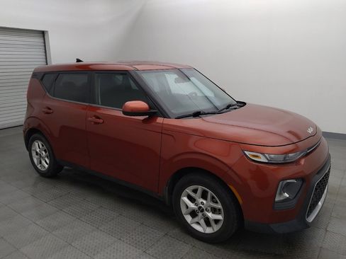 Used 2022 Kia Soul LX w/ Technology Package image 11