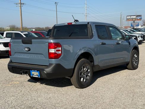 New 2026 Ford Maverick XLT w/ XLT Luxury Package image 3