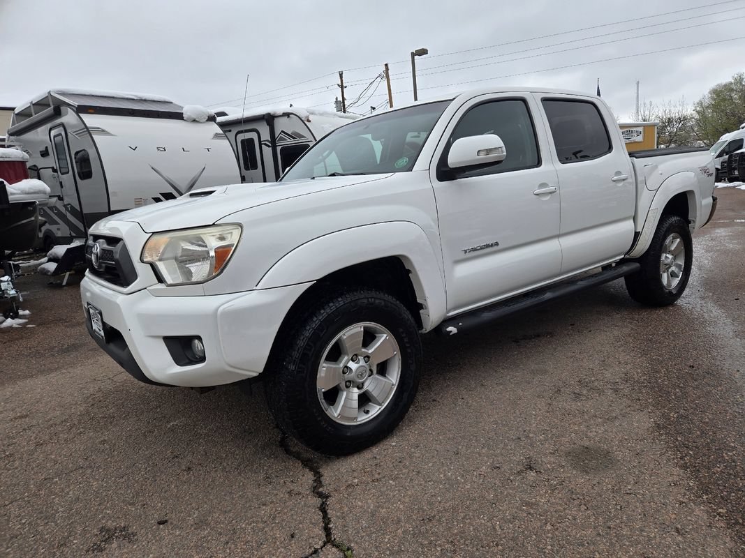 Used 2012 Toyota Tacoma 4x4 Double Cab w/ TRD Sport Pkg image 4