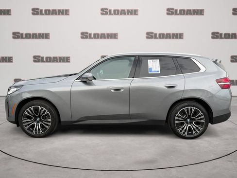 Used 2025 BMW X3 xDrive30i AWD/4WD image 2