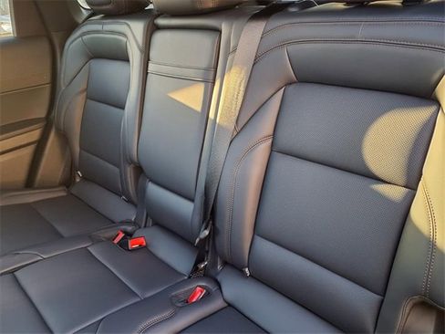 New 2025 Lincoln Nautilus Premier w/ Equipment Group 102A image 10