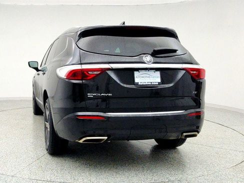 Used 2022 Buick Enclave Essence w/ Sport Touring Edition image 6