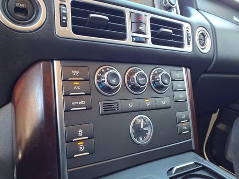 Used 2011 Land Rover Range Rover HSE AWD/4WD image 14