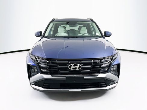 Used 2025 Hyundai Tucson SEL FWD image 2