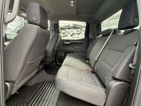 Used 2025 Chevrolet Silverado 1500 LT image 14