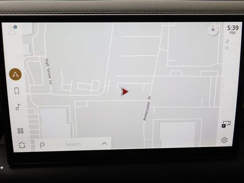 Used 2025 Land Rover Defender 110 S image 11