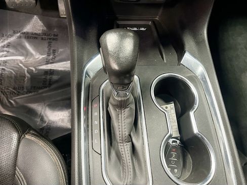 Used 2022 Chevrolet Traverse High Country w/ LPO, Floor Liner Package AWD/4WD image 17