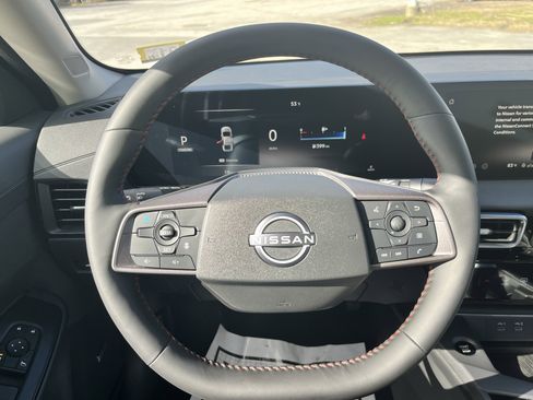 New 2026 Nissan Sentra SR w/ SR Premium Package FWD image 19
