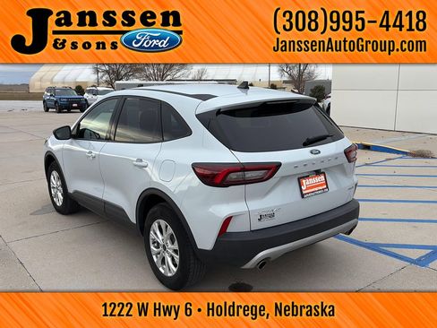 Used 2025 Ford Escape Active image 8