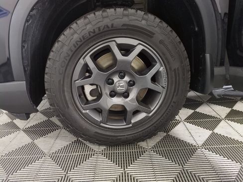 Certified 2025 Honda Pilot TrailSport image 30