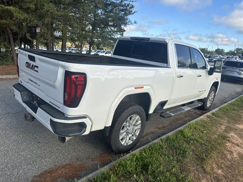Used 2020 GMC Sierra 2500 Denali w/ Denali Ultimate Package AWD/4WD image 10