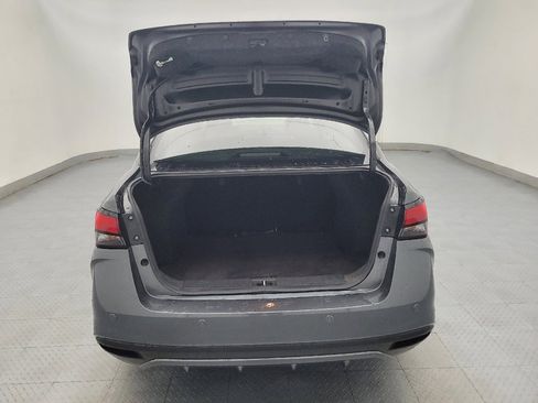 Used 2024 Nissan Versa SV w/ Trunk Package FWD image 29