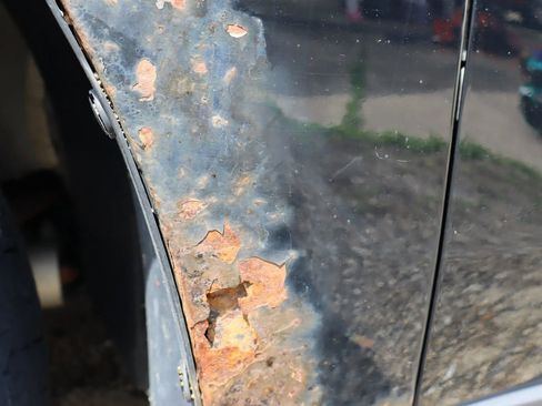 Used 2015 Chevrolet Equinox LT w/ Driver Convenience Package image 33