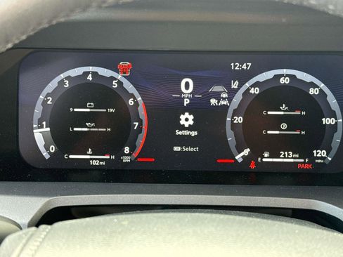 Used 2025 Toyota 4Runner Limited image 12