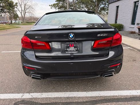 Used 2020 BMW 540i xDrive w/ M Sport Package image 10