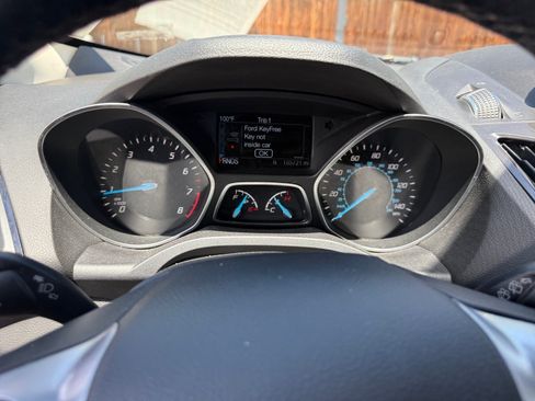 Used 2014 Ford Escape Titanium AWD/4WD image 10