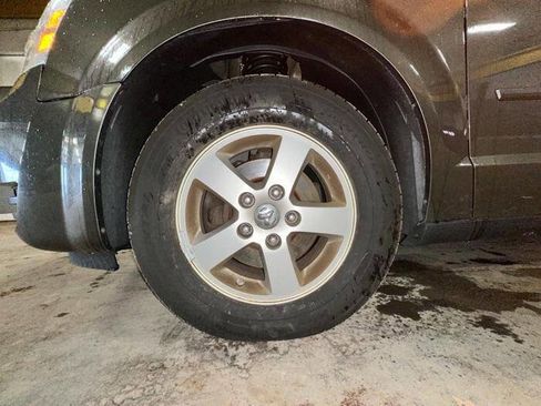 Used 2010 Dodge Grand Caravan SE FWD image 11