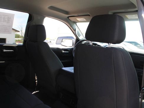 Used 2021 Chevrolet Silverado 1500 Custom AWD/4WD image 10