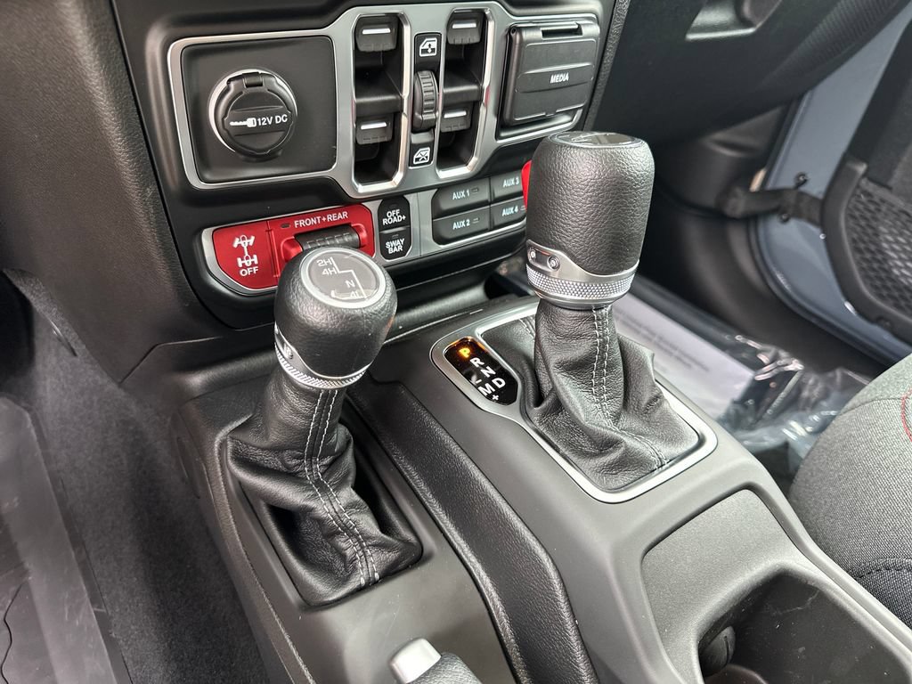 New 2026 Jeep Gladiator Sport AWD/4WD image 29