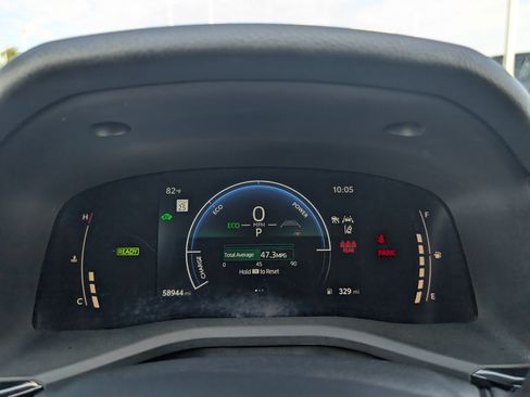 Used 2025 Toyota Camry LE FWD image 20